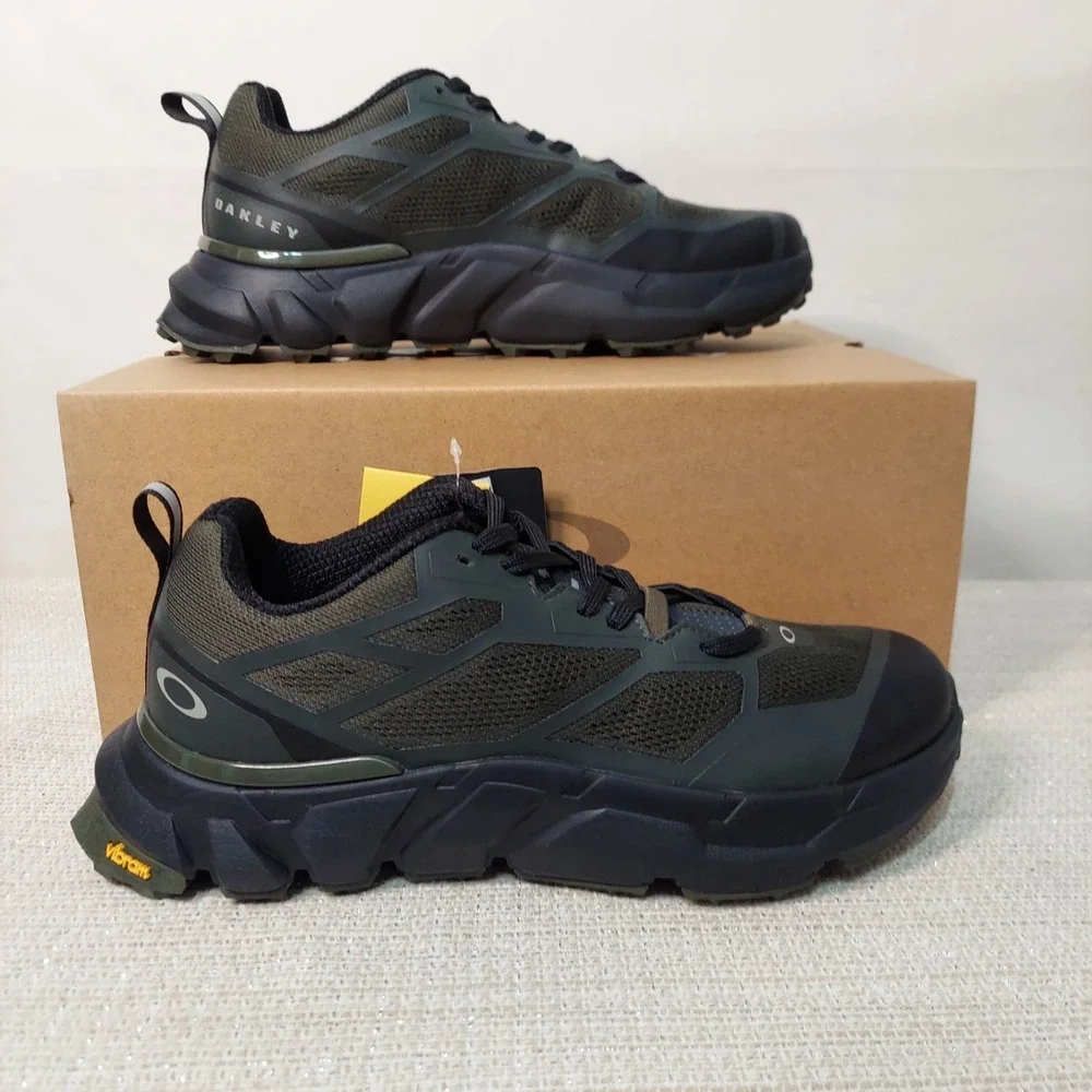 NEW Oakley Light Breathe New Dark‎ Brush Green Mens Size 7